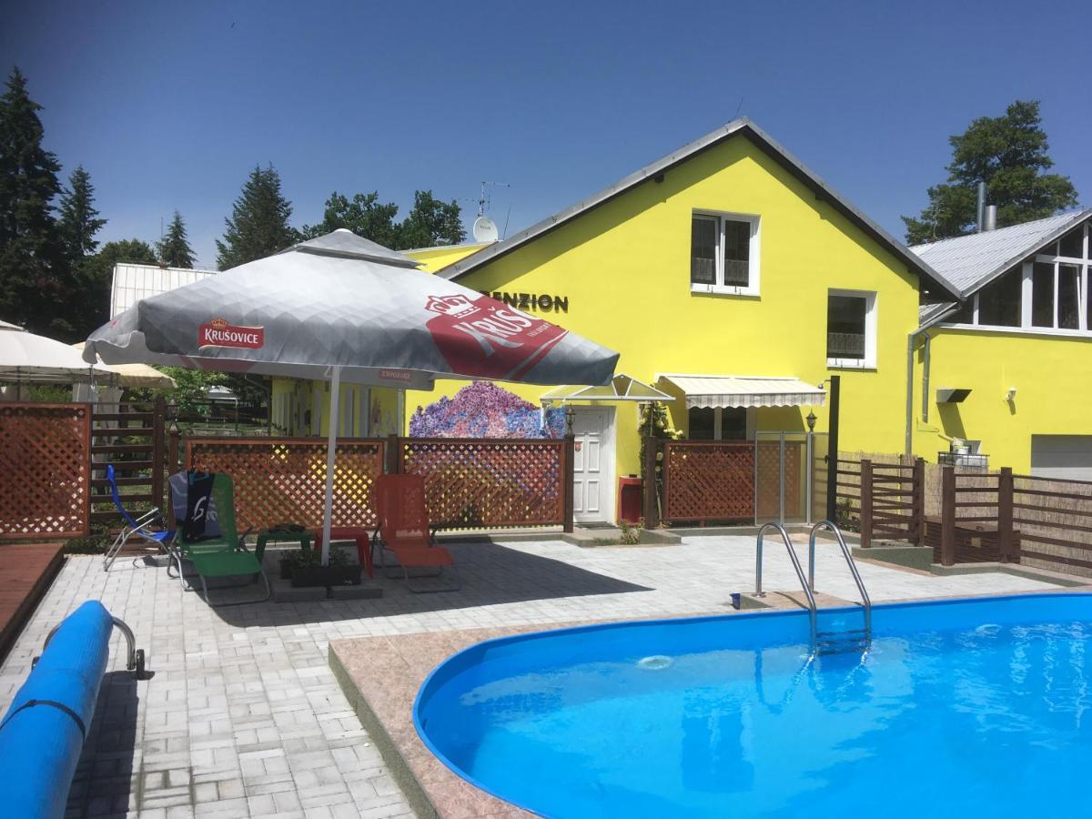 Penzion Krasny Dvur Экстерьер фото